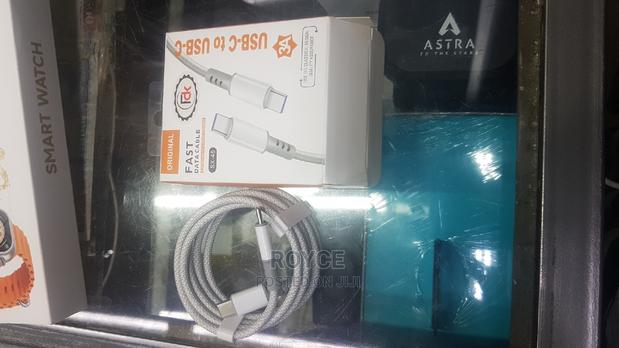 Fast Data Cable_usb C to USB C - main view