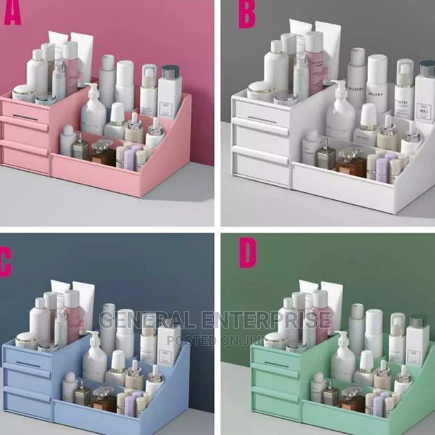 Pretty Make Up Organizer - main view