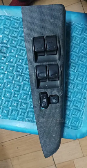 Main Switch Toyota Vigo