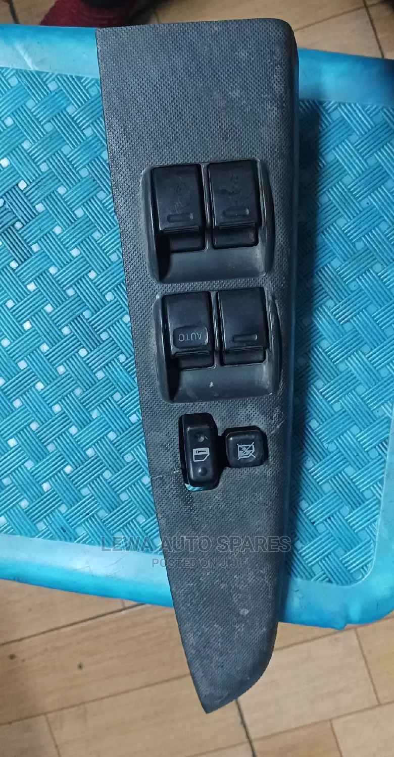 Main Switch Toyota Vigo