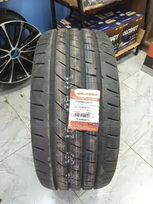 245/40r18 Lassa Tyre