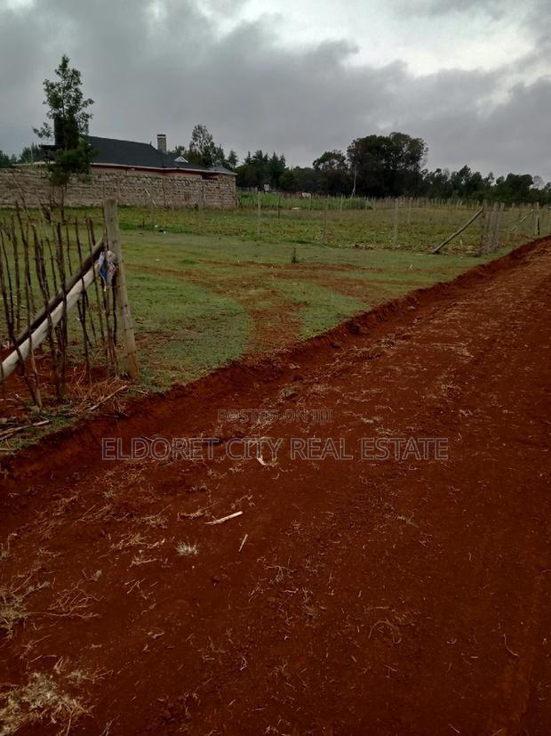 1/8 Plot Outspan Near Tarmac With Title - thumbnail 2