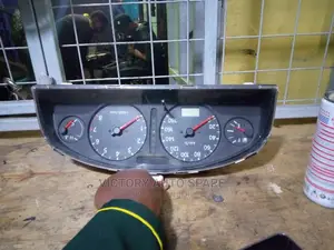 Nissan Sylphy Clock