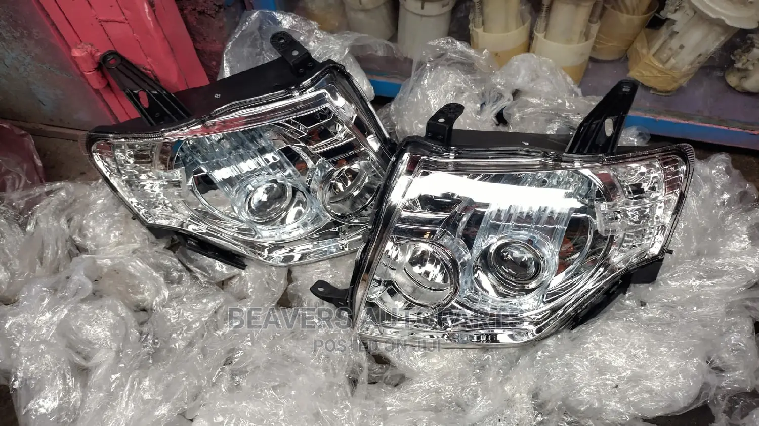 Pajero Shogun Headlights