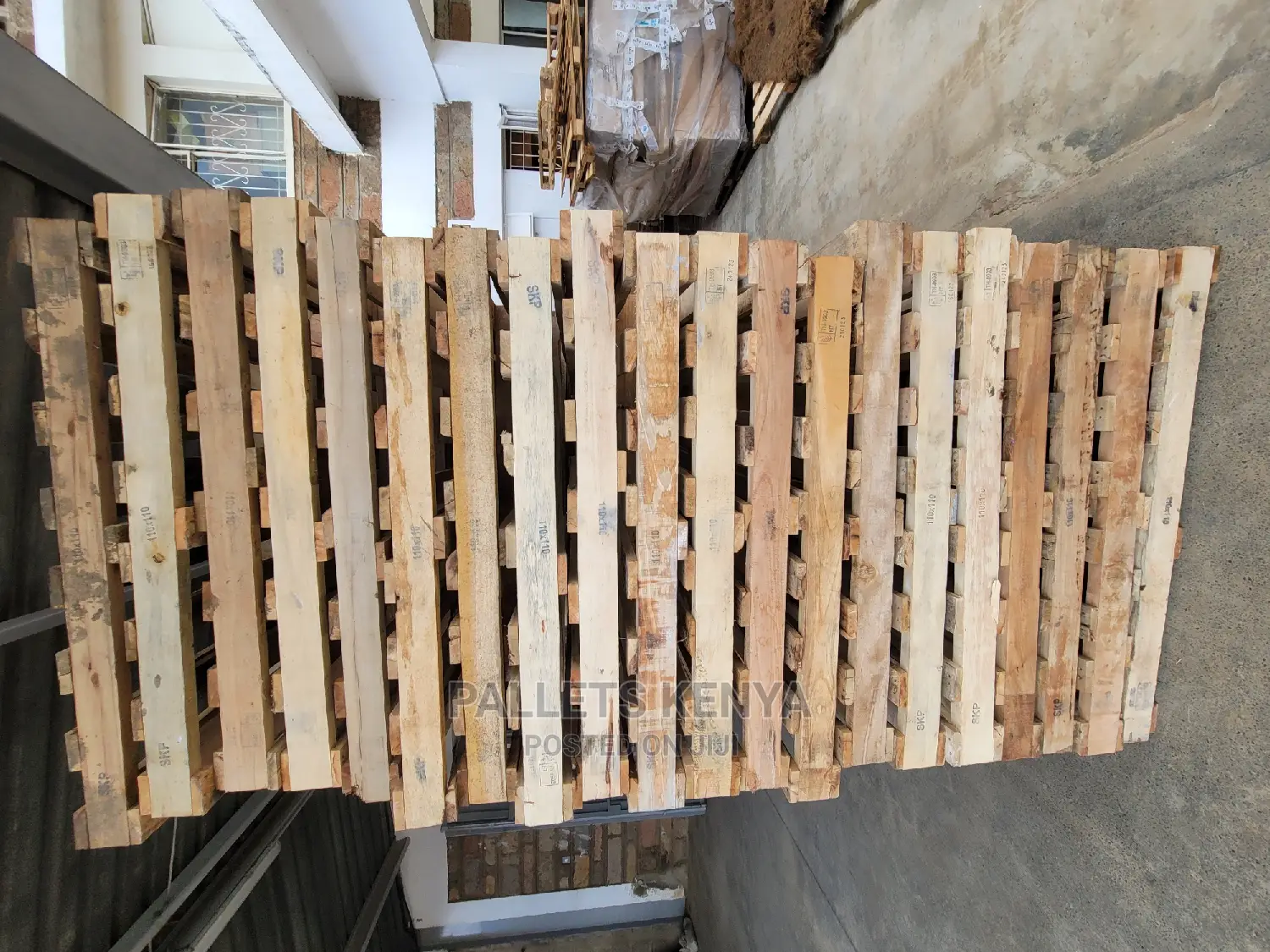 Hard Wood Frame Pallets