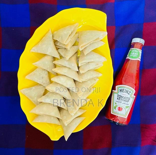 20 PCS for 200/- Fresh Folded Samosa Pockets - thumbnail 4