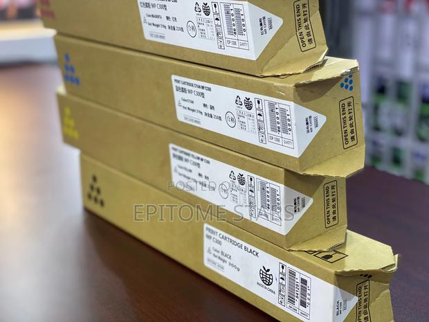 MPC 300 Toner Qhality Product - main view