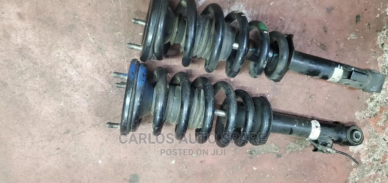 Front Shock Absorber Mitsubishi Pajero Shogan