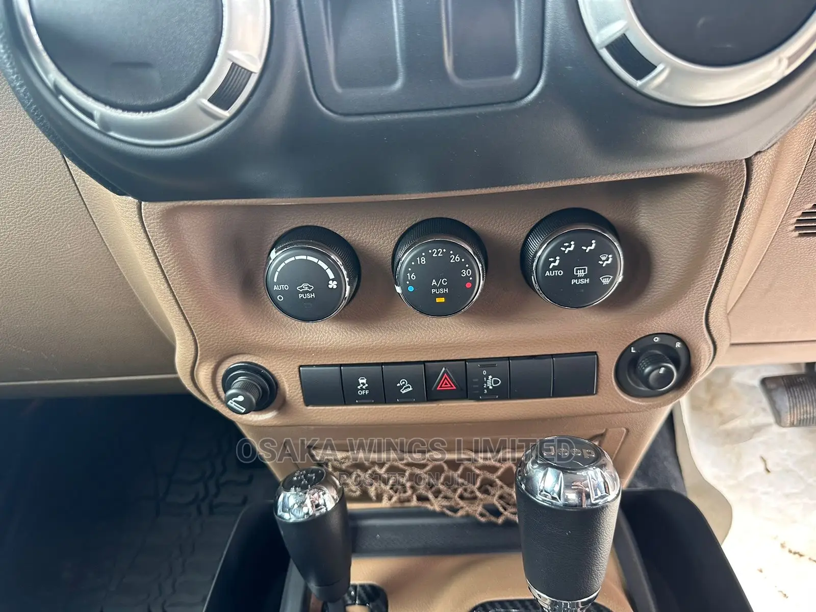 Jeep Wrangler Sahara 4x4 2016 Black