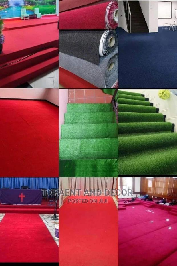 Wall to Wall/Grass Carpet - main view