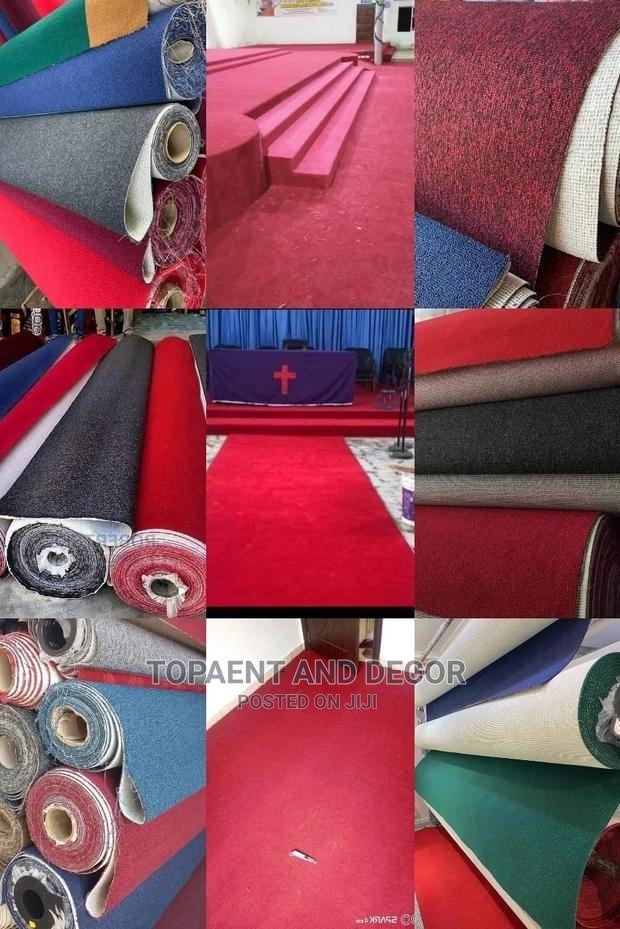 Wall to Wall Carpet - main view