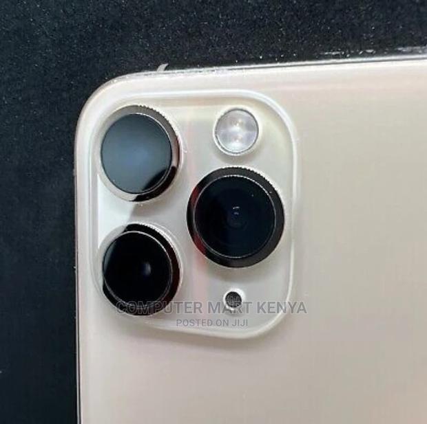 Apple iPhone 11 Pro Max 256 GB Gold - thumbnail 3