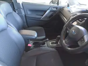 Subaru Forester 2.5i Limited AWD 2016 Beige
