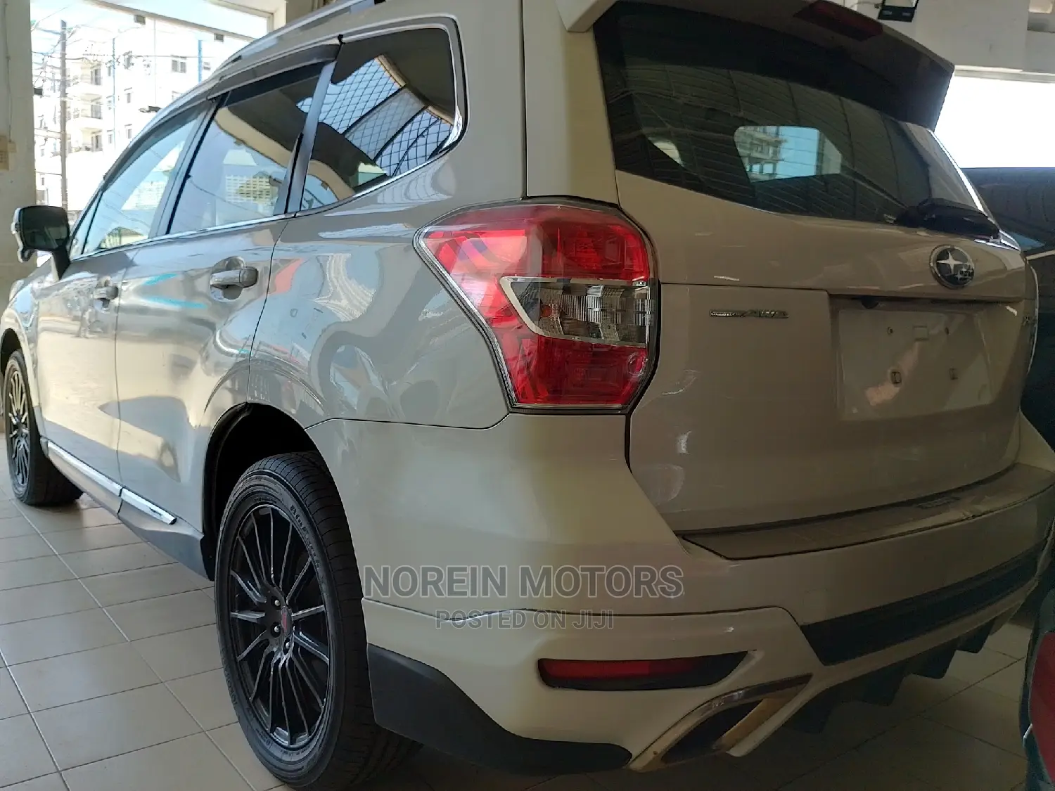 Subaru Forester 2.5i Limited AWD 2016 Beige