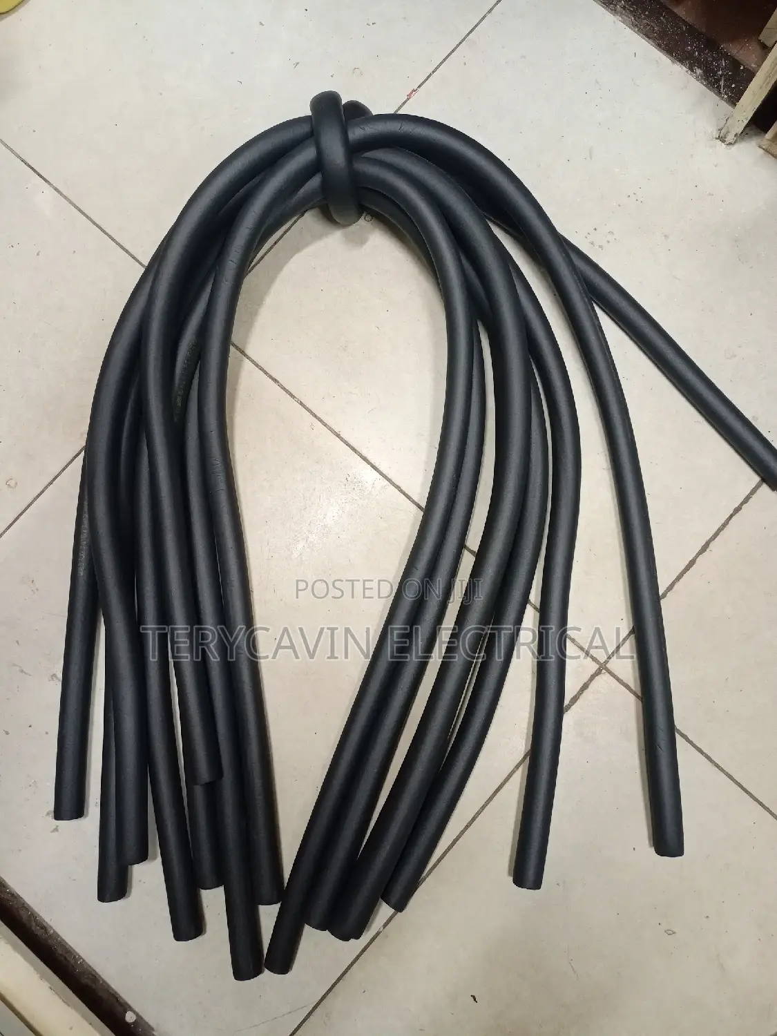 3/8" 2 Meters Amoflex Insulation