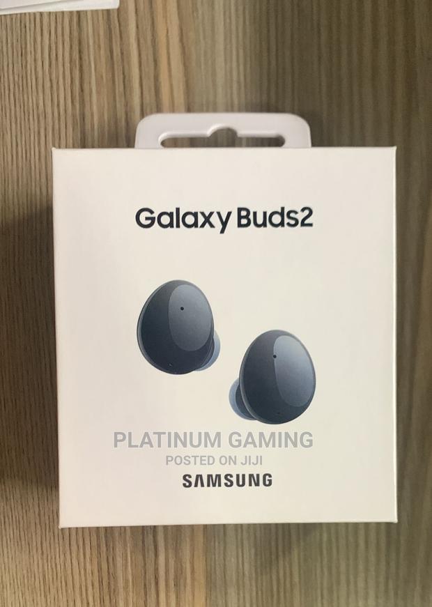 Samsung Galaxy Buds 2 Noise Cancelling - main view