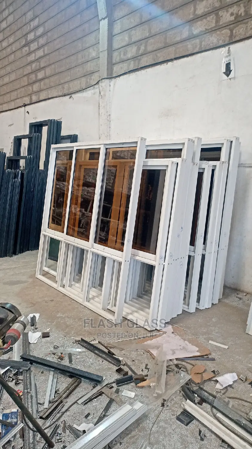 Customized Aluminium Sliding Windows (Price Per Sqm) in Industrial Area