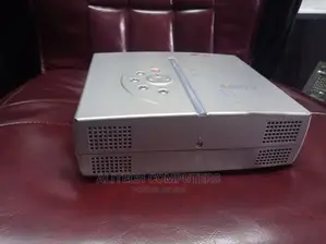 Sanyo Projector PLC -Sw20