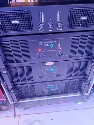 Crest Audio Power Amplifier