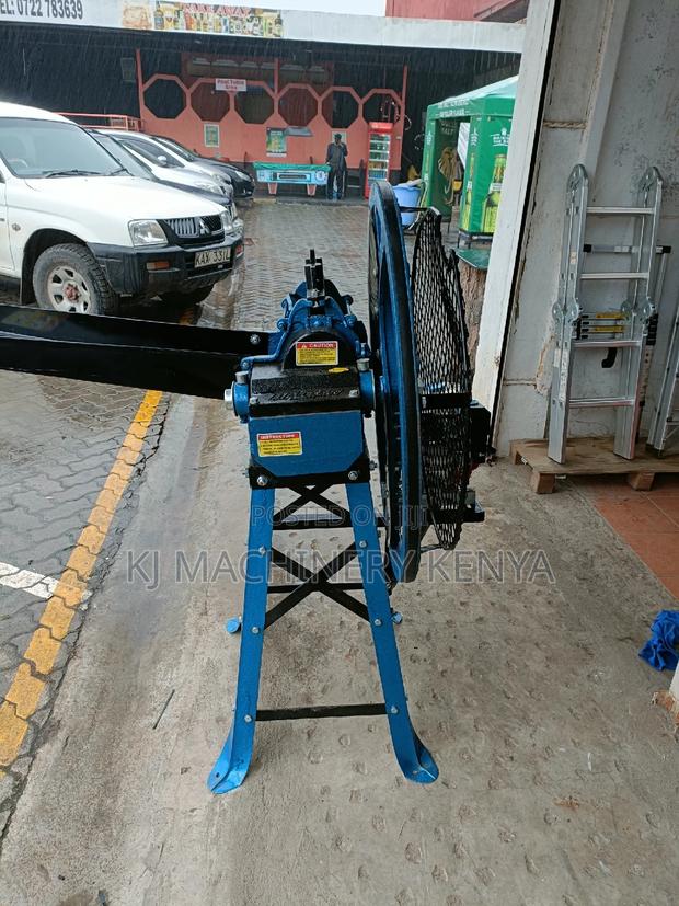 Three Blade Gasoline Chaff Cutters - thumbnail 2