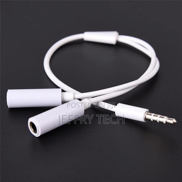 Y Splitter Cable 3.5 Mm 1 Male to 2 Dual Female Audio Cable