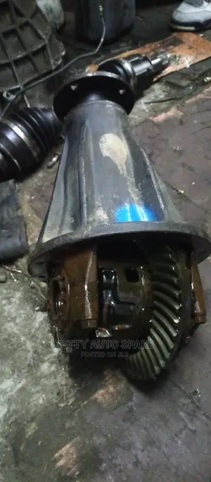 Toyota Hilux Vigo 2 Wd Differential ( Diff)