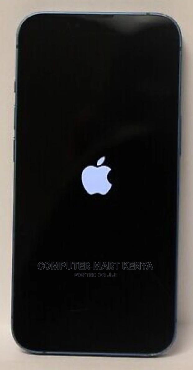 New Apple iPhone 13 256 GB - main view