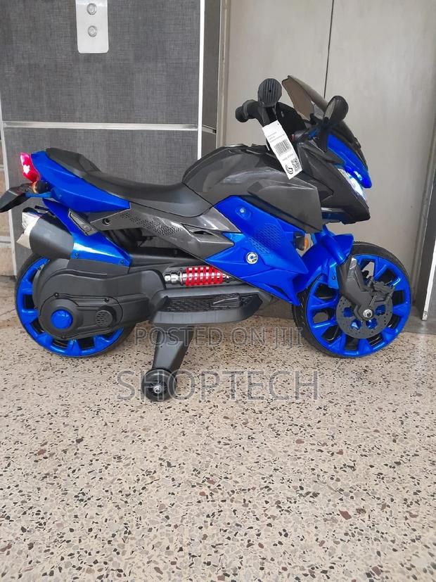 Kids Motorbike With Training Wheels - main view