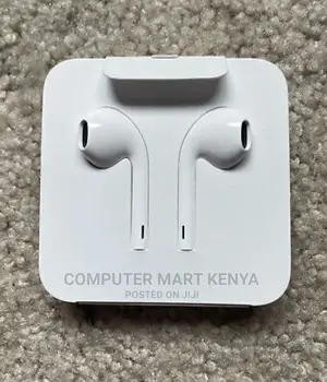 Earpods With Lightning Connecter