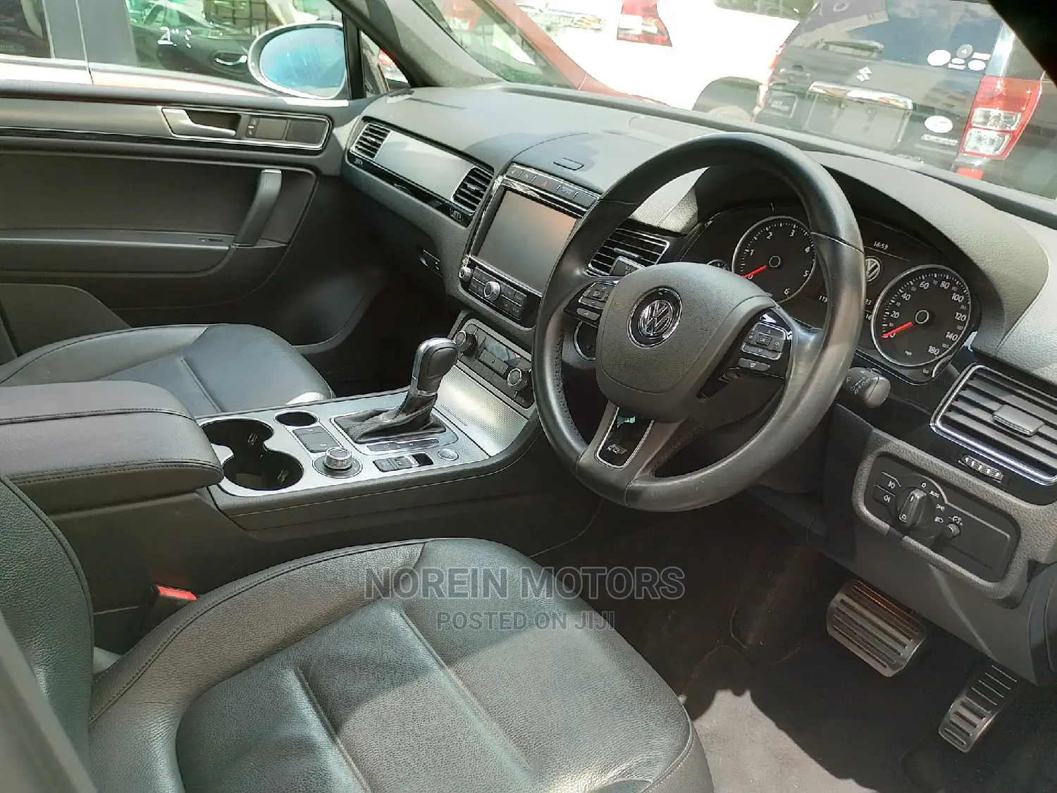 Volkswagen Touareg 2016 Black