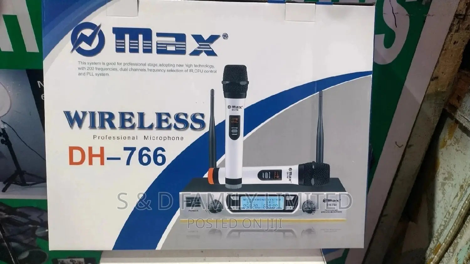 Omax DH-766 Wireless Microphone