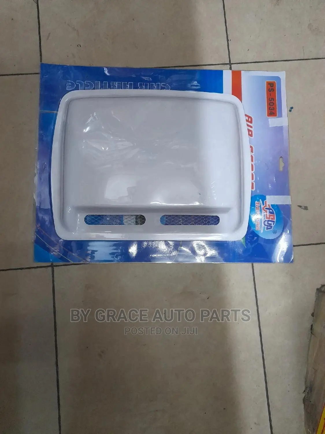 Decorative ABS Air Flow Intake Fir Bonnet.