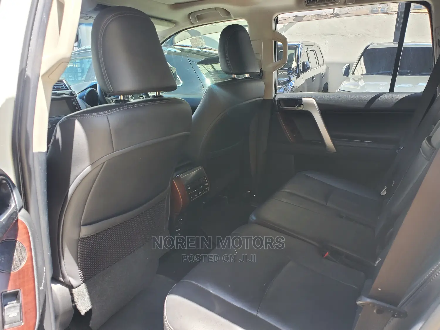 Toyota Land Cruiser Prado 2018 Pearl