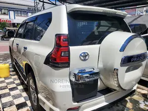 Toyota Land Cruiser Prado 2018 Pearl