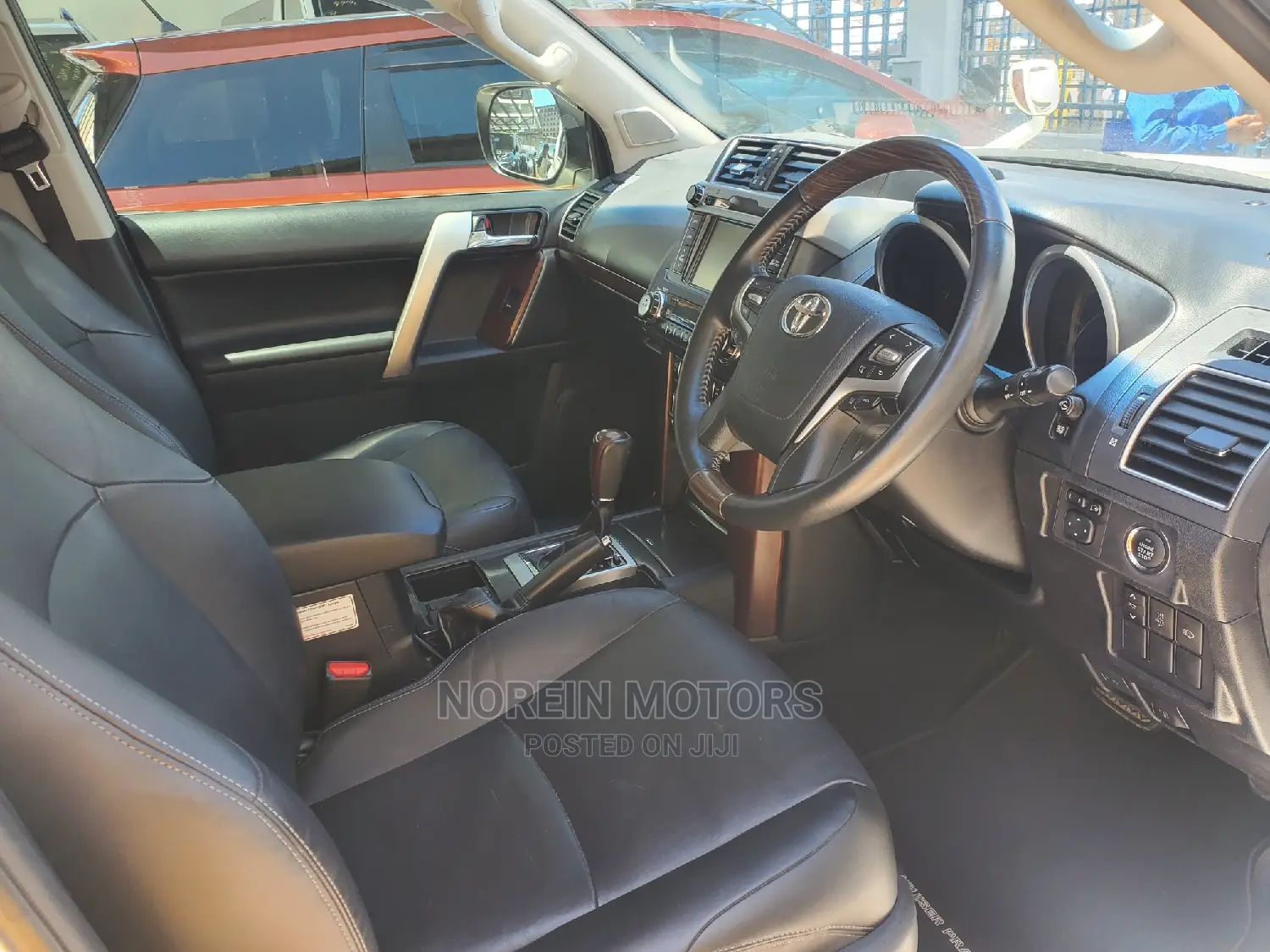 Toyota Land Cruiser Prado 2018 Pearl