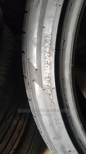 265/40 R 21 Accelera Tyres Made in Indonesia