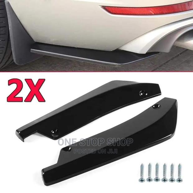 2pcs Gloss Black and Carbon Black Rear Side Lip