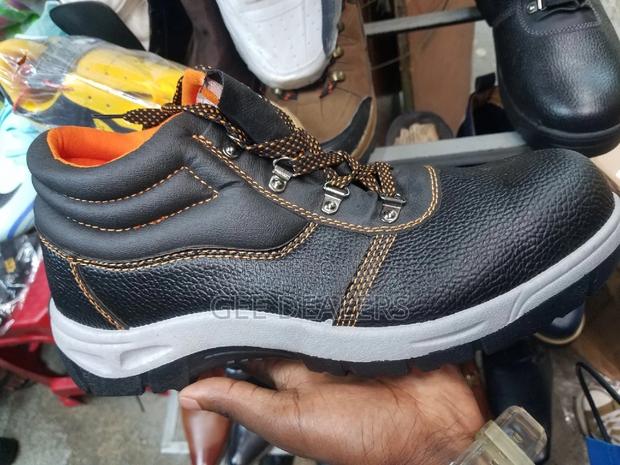 Steel Toed Safety Boots - thumbnail 2