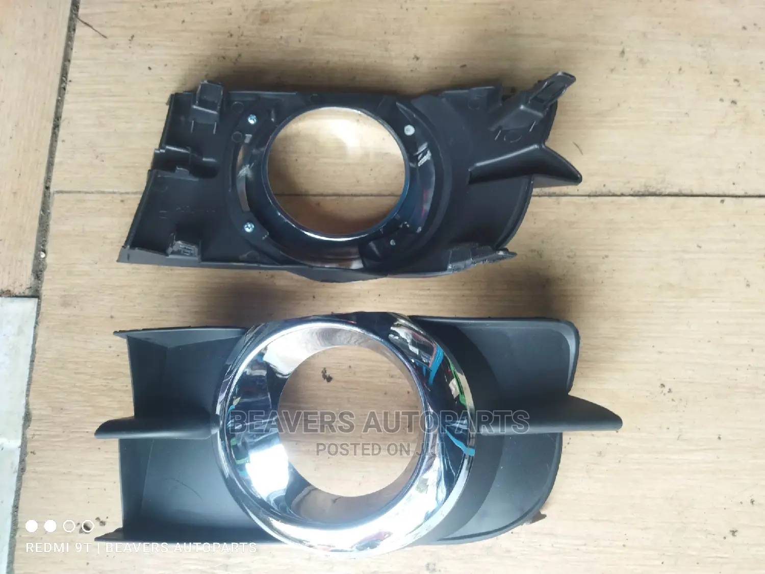 Wish 2008-2015 Foglight Chrome Covers
