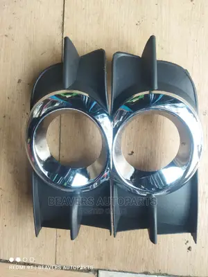 Wish 2008-2015 Foglight Chrome Covers
