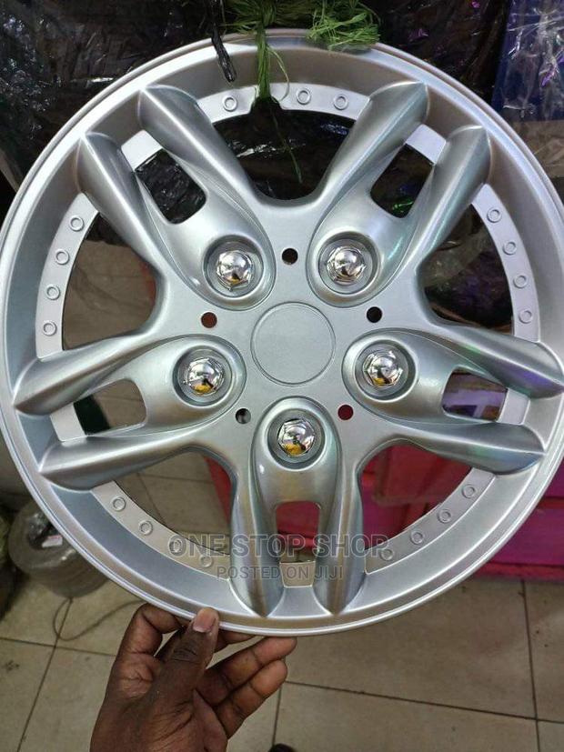 13inch Silver Designed Wheel Caps