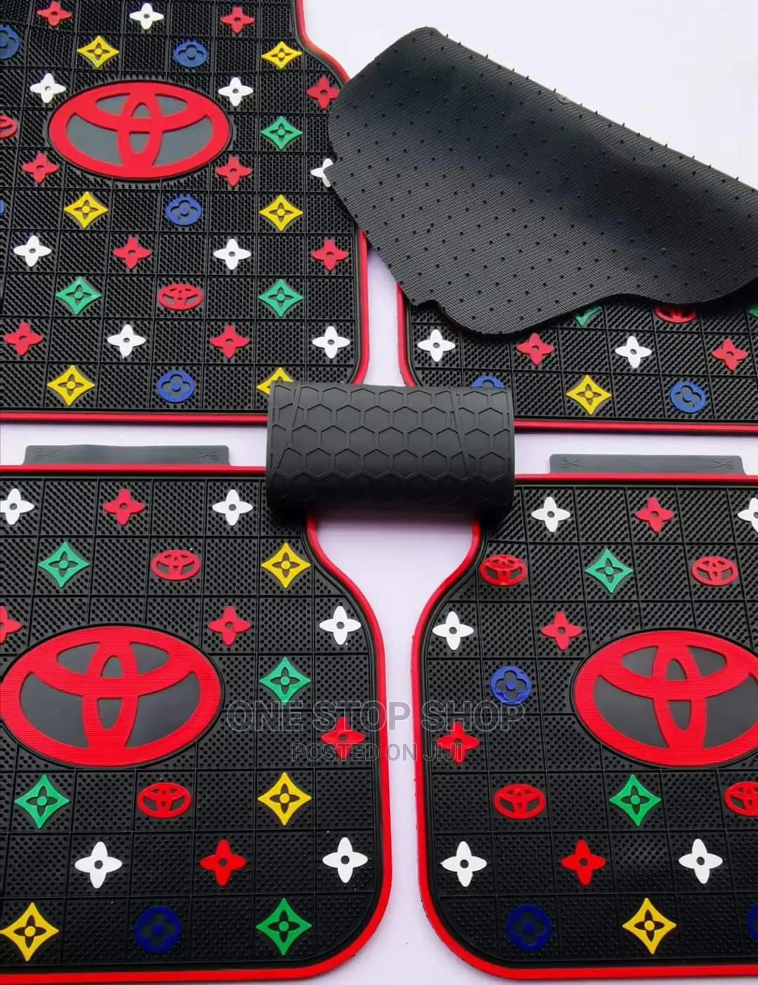 5pcs Toyota Flowered Car Rubber Mats