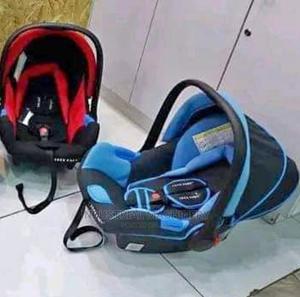 Baby Carry Cot - thumbnail 2