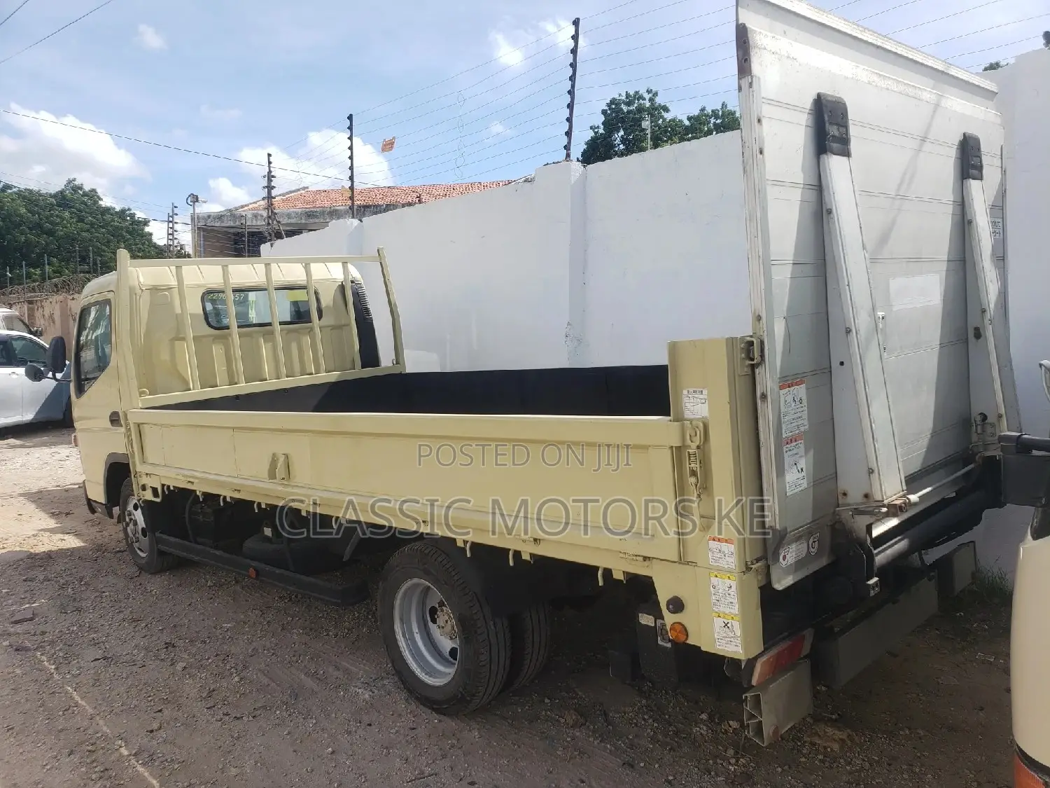 Mitsubishi Canter, Manual Diesel, 3 Tons