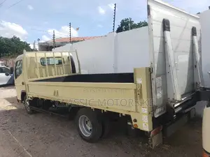 Mitsubishi Canter, Manual Diesel, 3 Tons