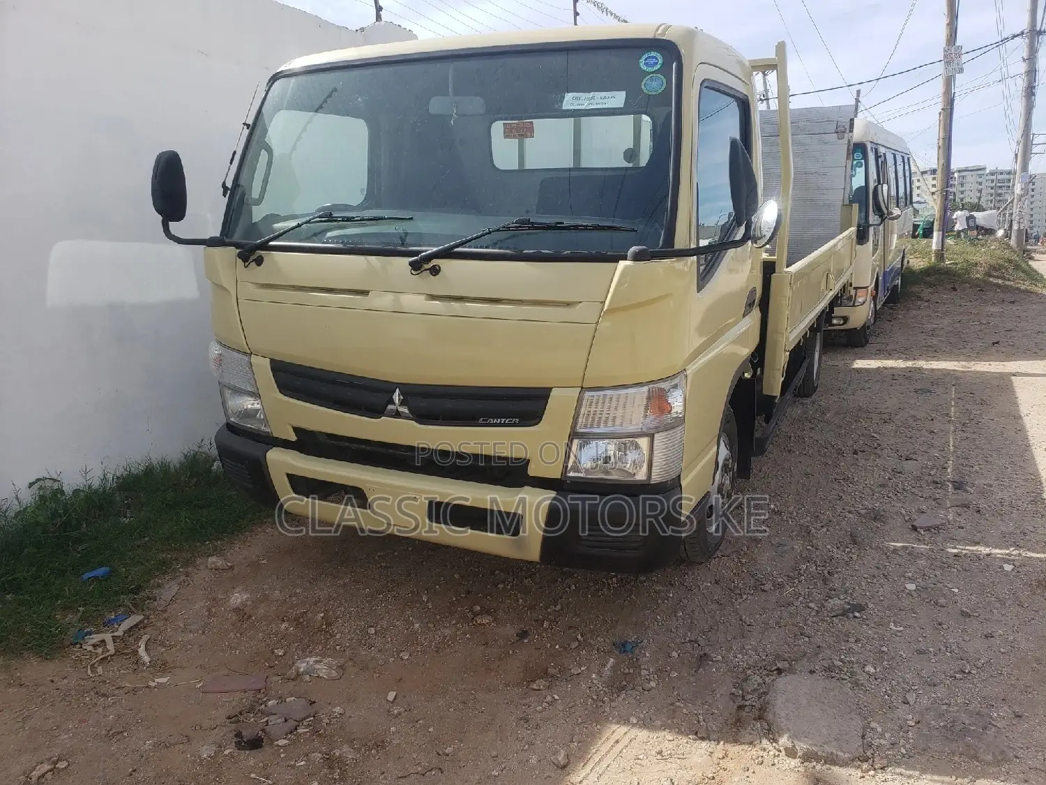 Mitsubishi Canter, Manual Diesel, 3 Tons