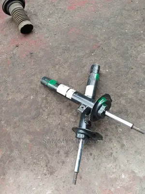 BMW Front Such Shocks in Good Quarity