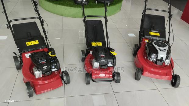 Lawn Mower Machines