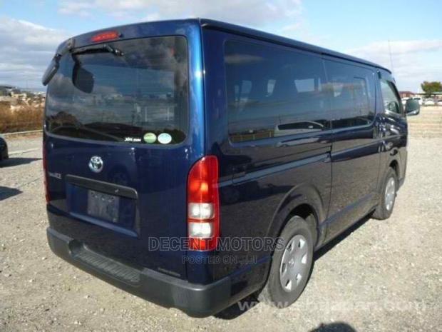 Toyota HiAce 2017 Blue - thumbnail 18