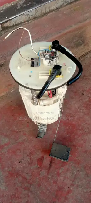 Ex Japans Fuel Pump Fo Toyota Markx